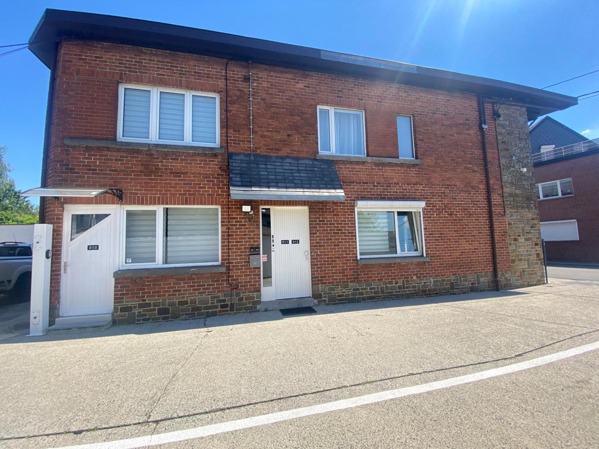 1-C Superbe Appartement Tres Calme Et Bien Decore Charleroi Exterior photo